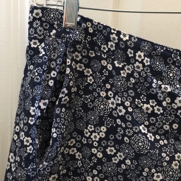 FINAL MARKDOWN Liz Claiborne Liz sport capris 14 - Picture 4 of 9